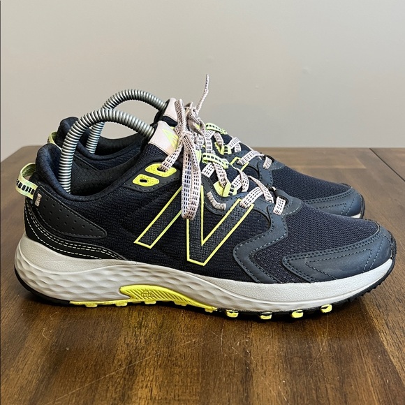 New Balance Shoes - New Balance Trail 410v7 Navy Blue Sneakers WT410LP7 Womens Size 10